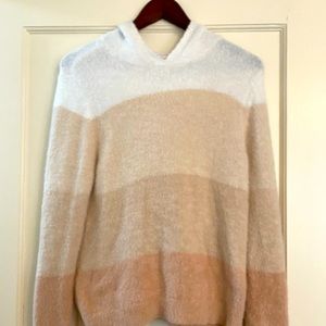 Abercrombie Girls hooded sweater